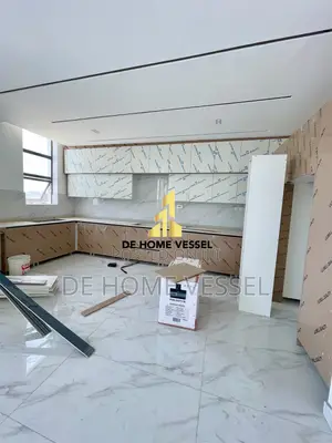 Fantastically Finished Luxury 2 Bed Apartment