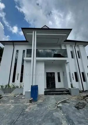 7bdrm Duplex in Nta Road , Port for sale