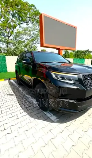 Luxury Car Rental Services