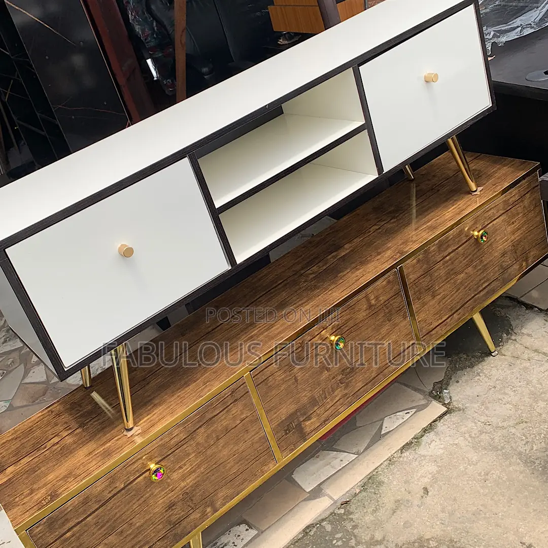 4ft Tv Stand / Tv Console
