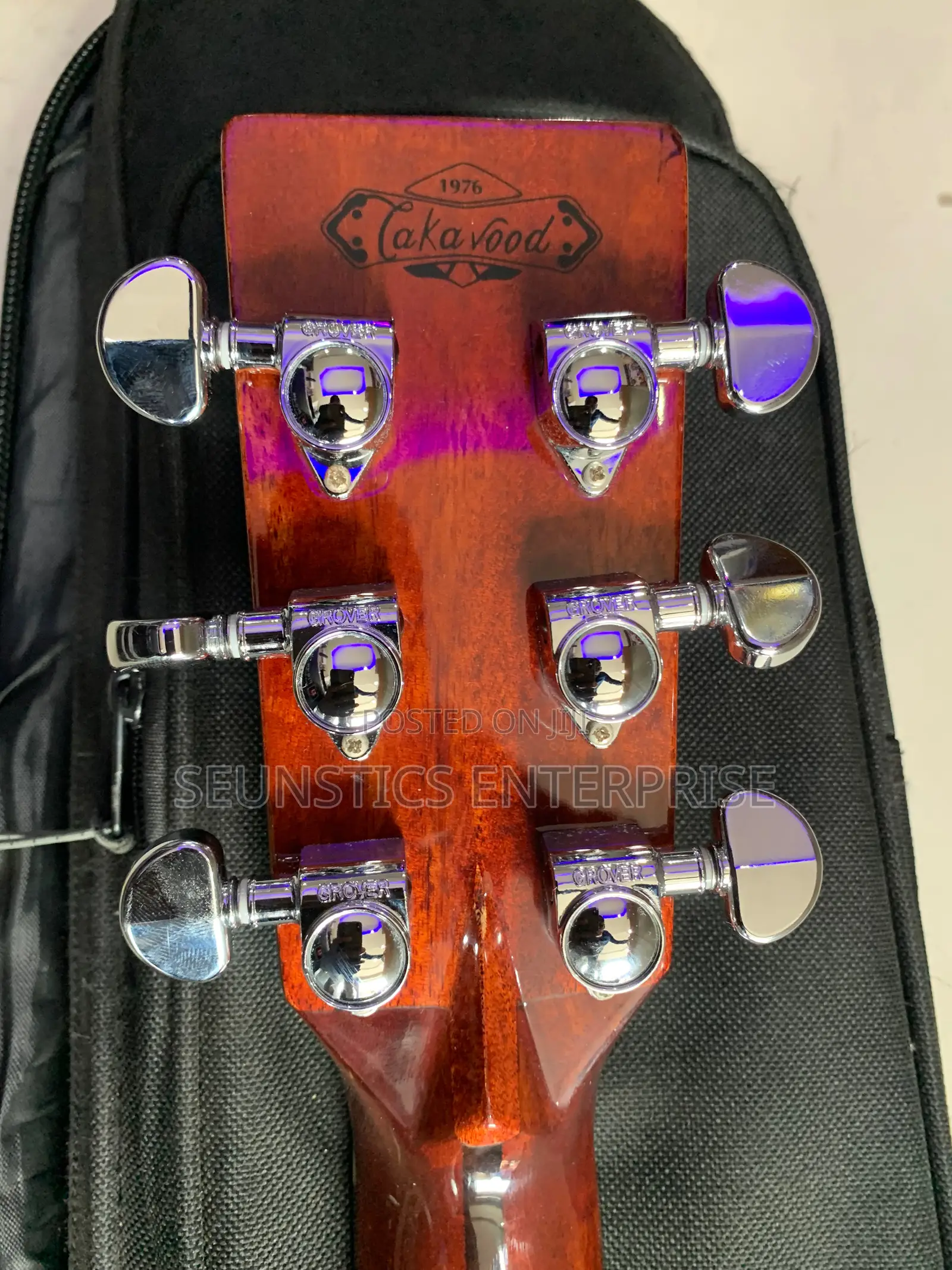 Quality Takawood TK800 CNA Acoustic Guitar