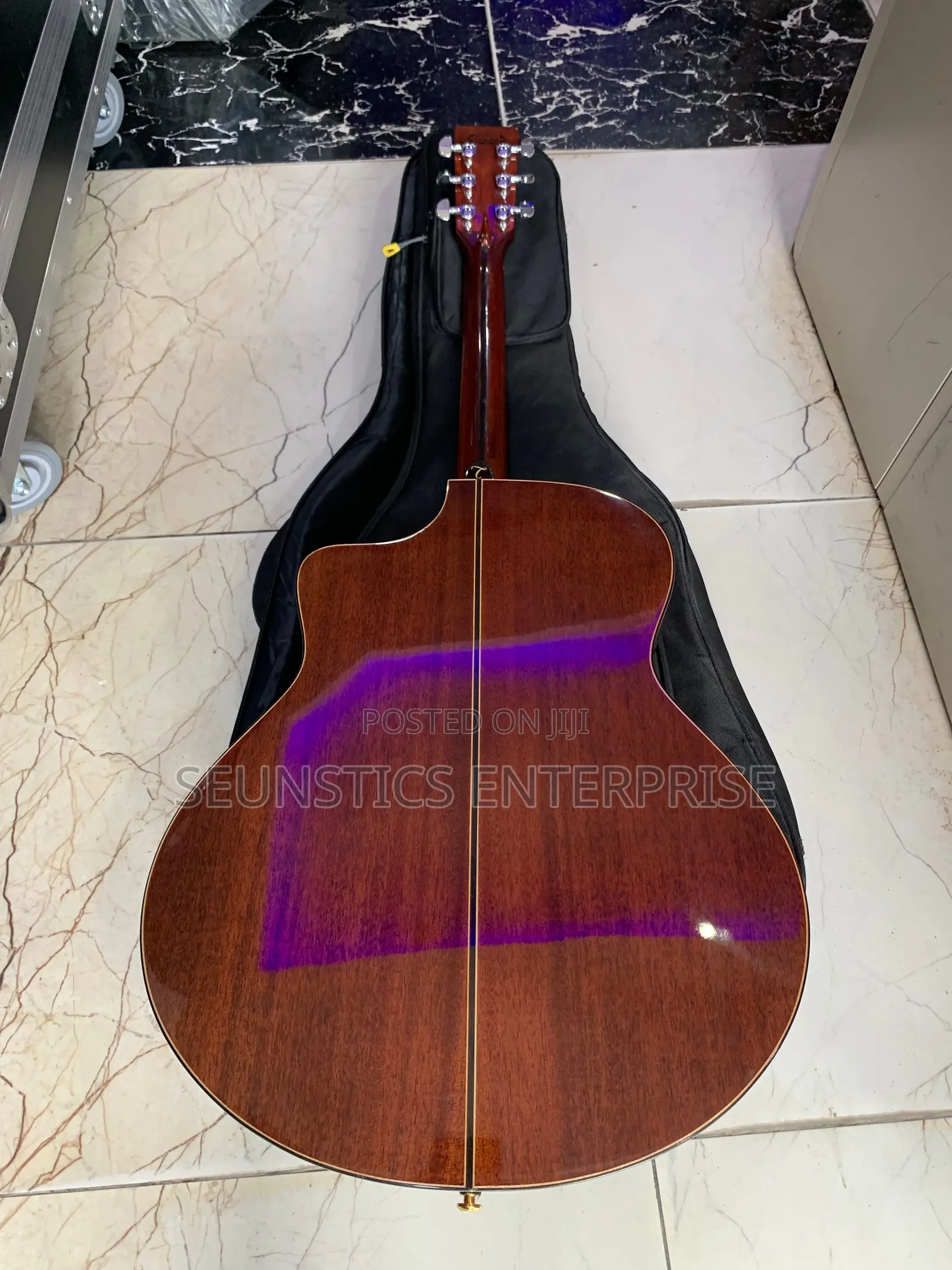 Quality Takawood TK800 CNA Acoustic Guitar