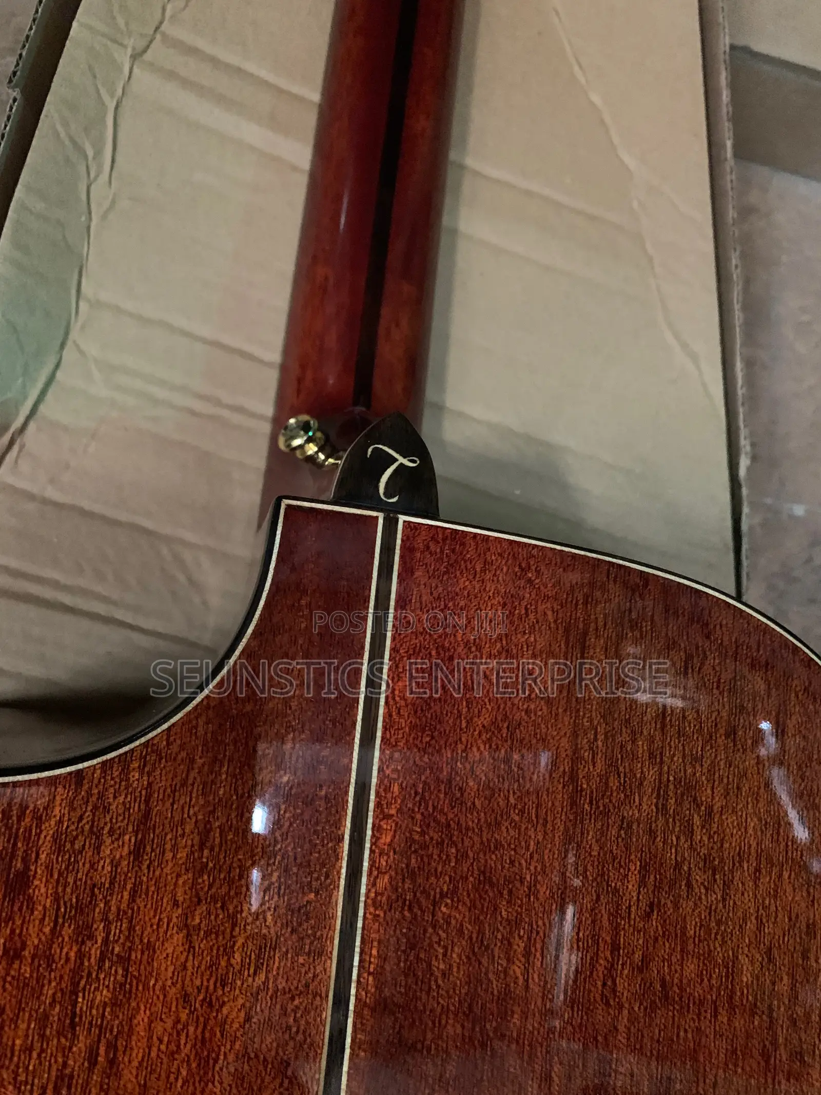Quality Takawood TK800 CNA Acoustic Guitar