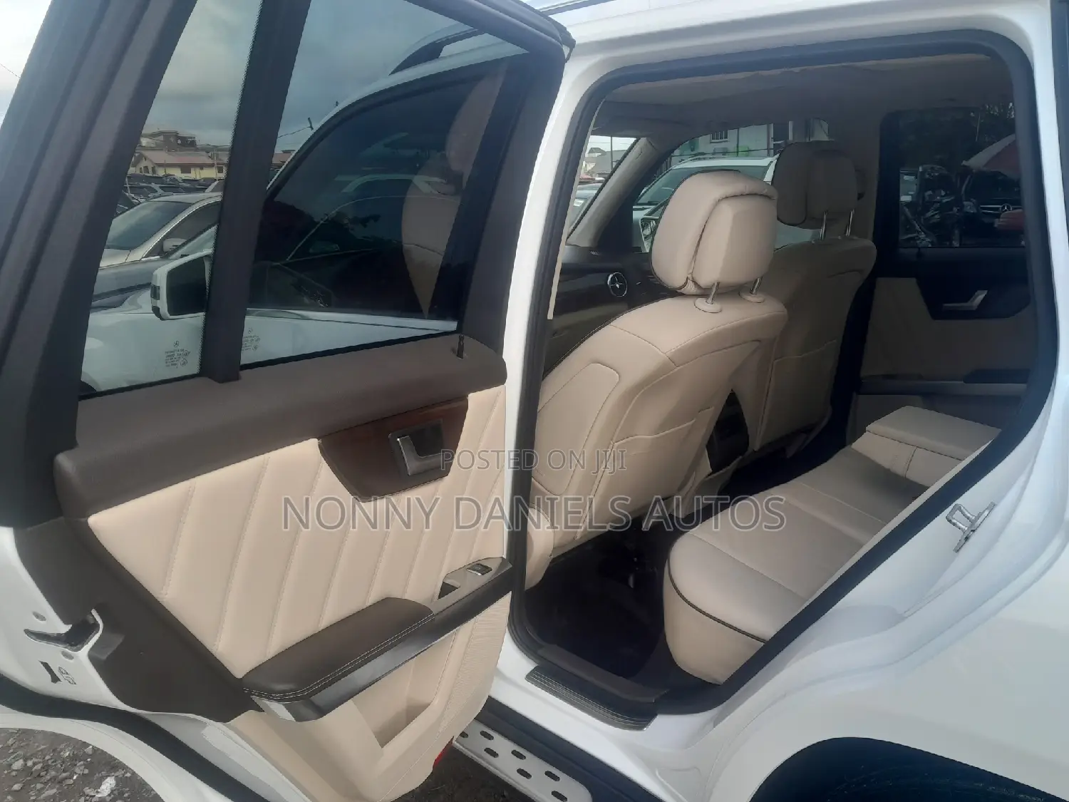 Mercedes-Benz GLK-Class 350 4MATIC 2012 White