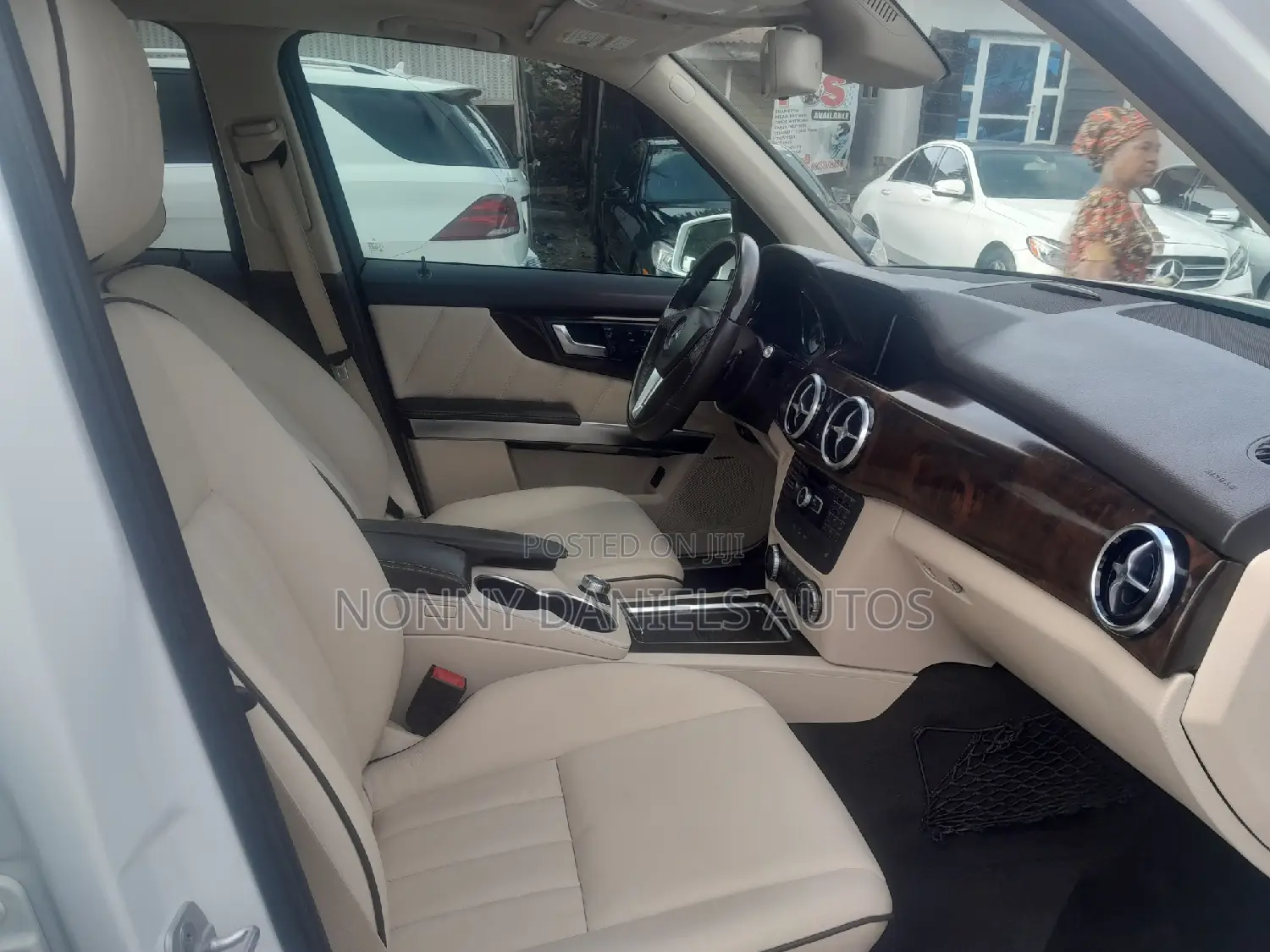 Mercedes-Benz GLK-Class 350 4MATIC 2012 White