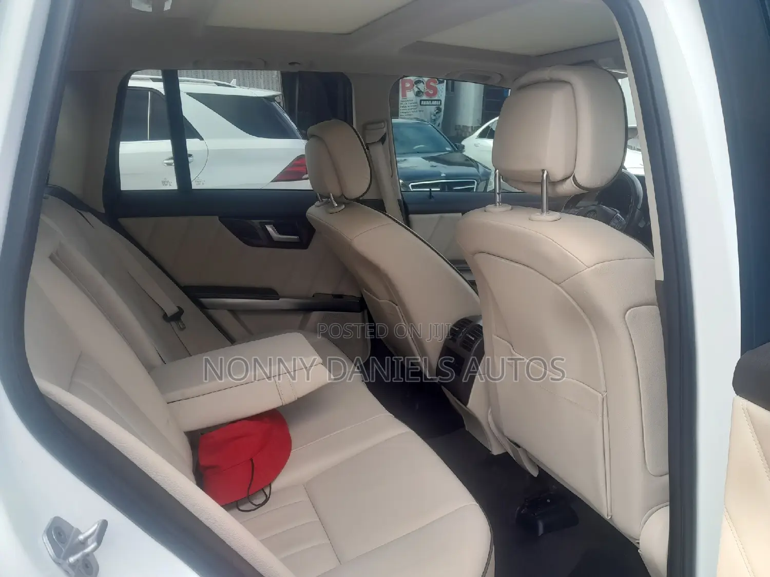 Mercedes-Benz GLK-Class 350 4MATIC 2012 White