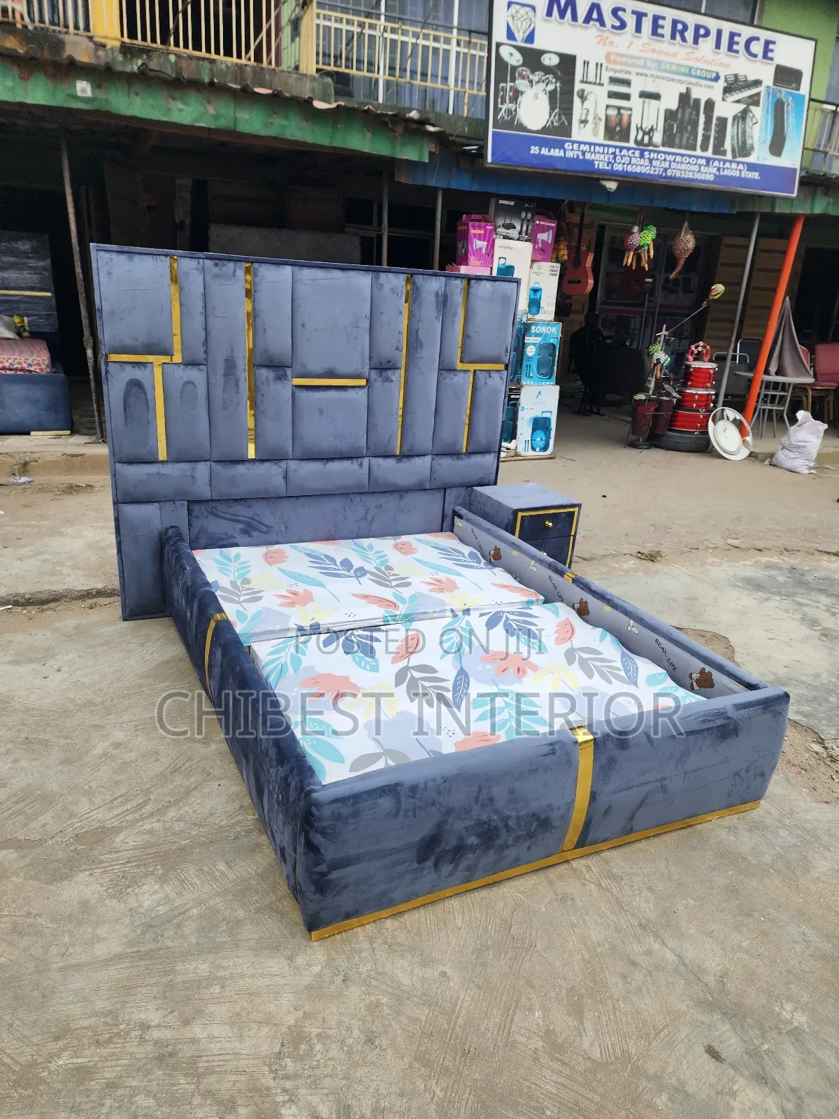 Grey 4.5by6 Upholstery Bed Set
