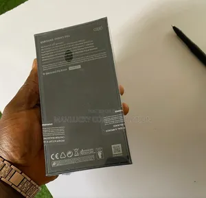New Samsung Galaxy S10e 128 GB Black