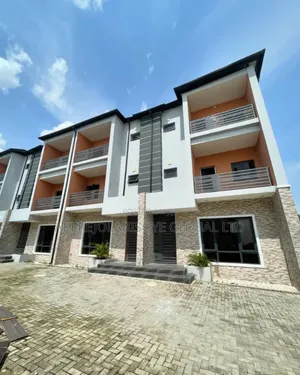 4bdrm Duplex in Guzape Abuja for rent