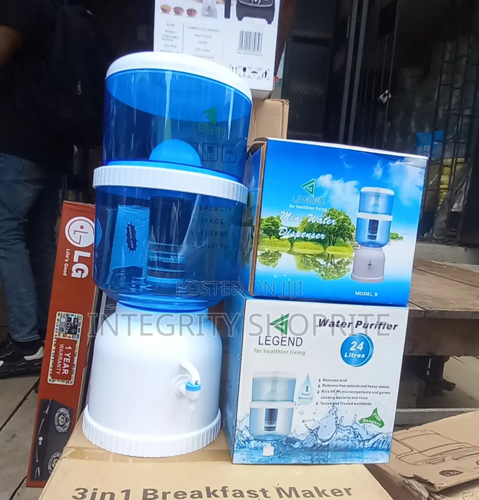 Mini Water Dispenser Desktop Drinking Fountains Machine