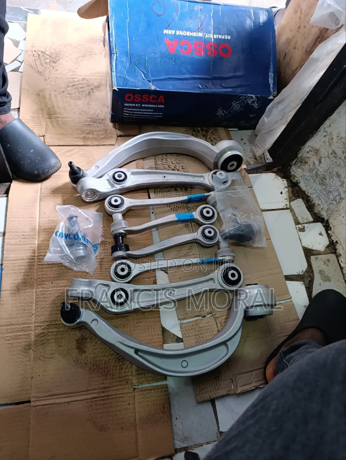 Complete Set Arms Porsche Macan Available