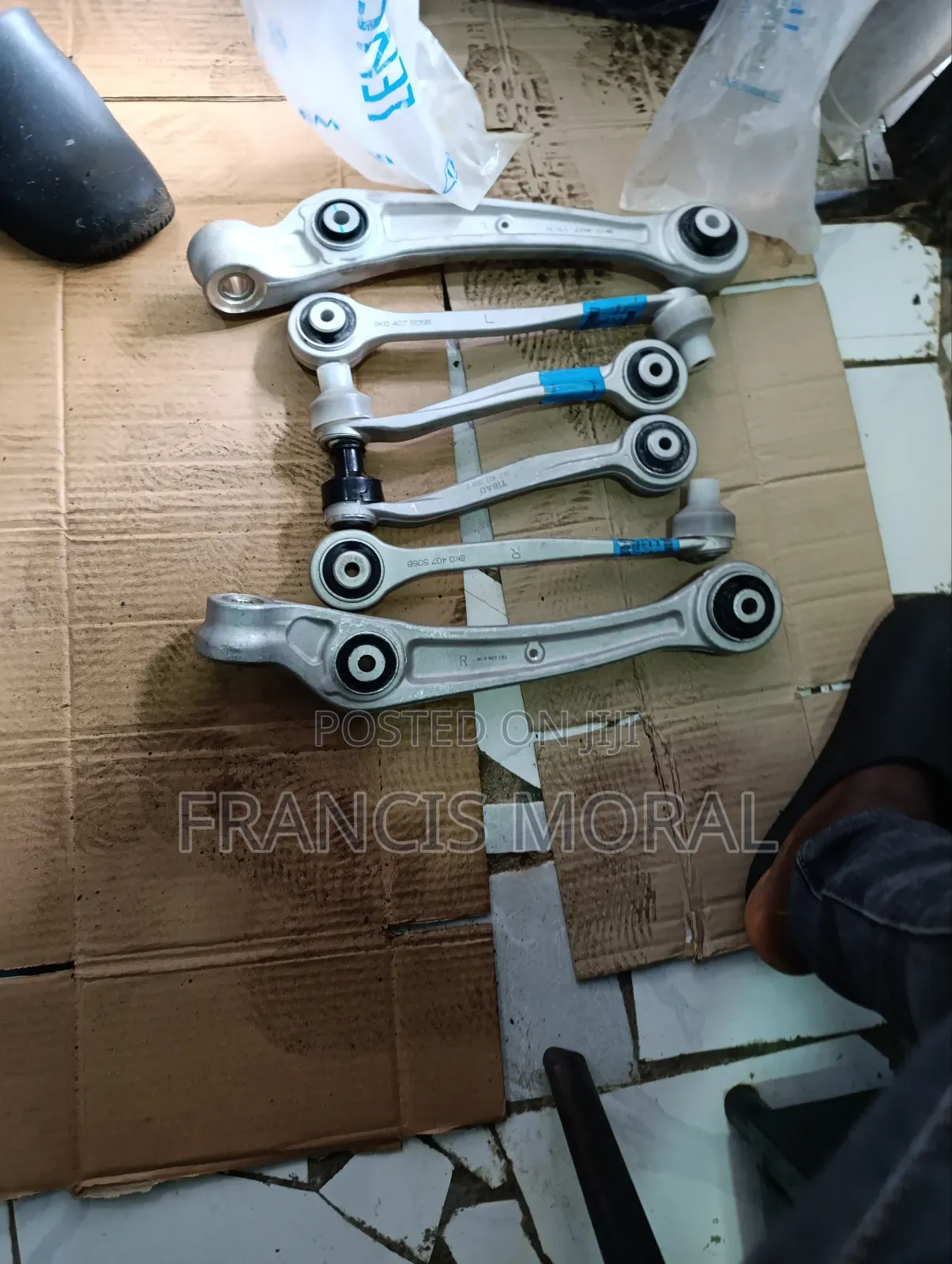 Complete Set Arms Porsche Macan Available
