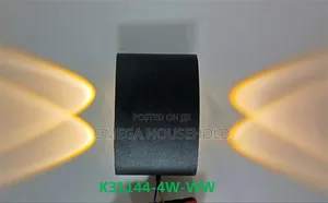 Executive Wall Bracket Light