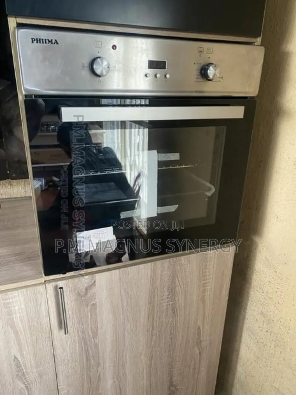 England Standard Phiima Oven.