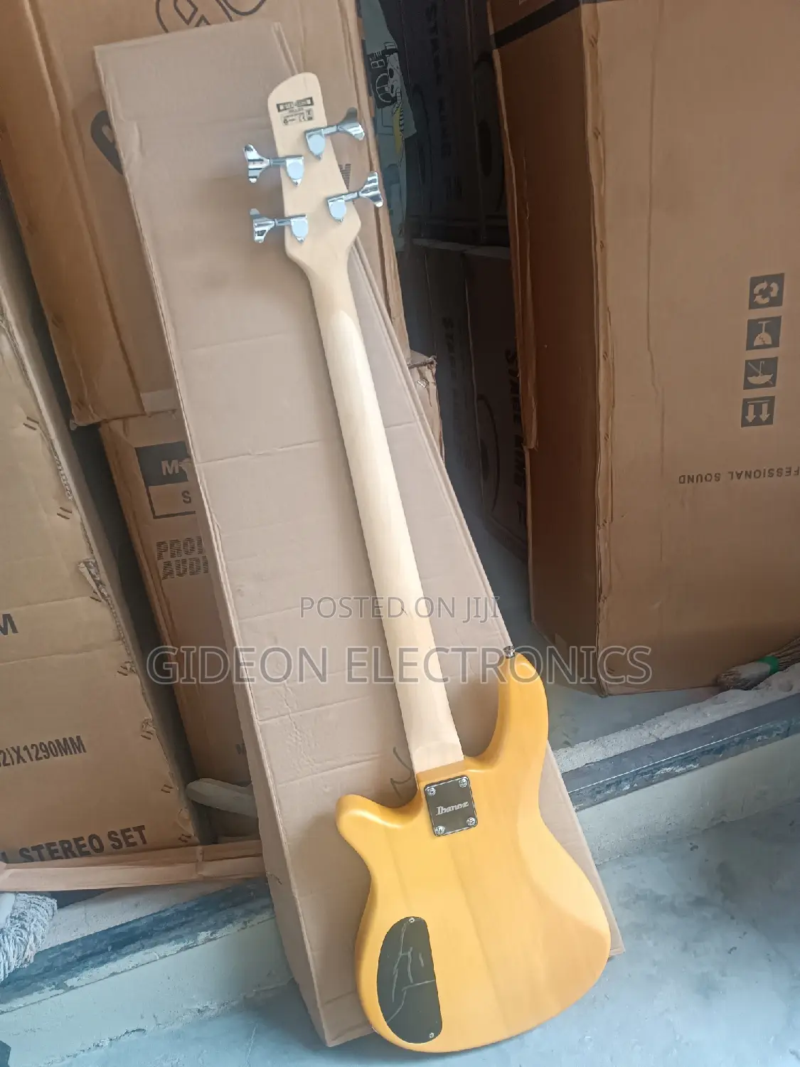 Ibanez 4strings Bass Guitar
