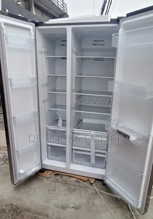 Hisense Side by Side Fridge With Digital Display(562 Liters)