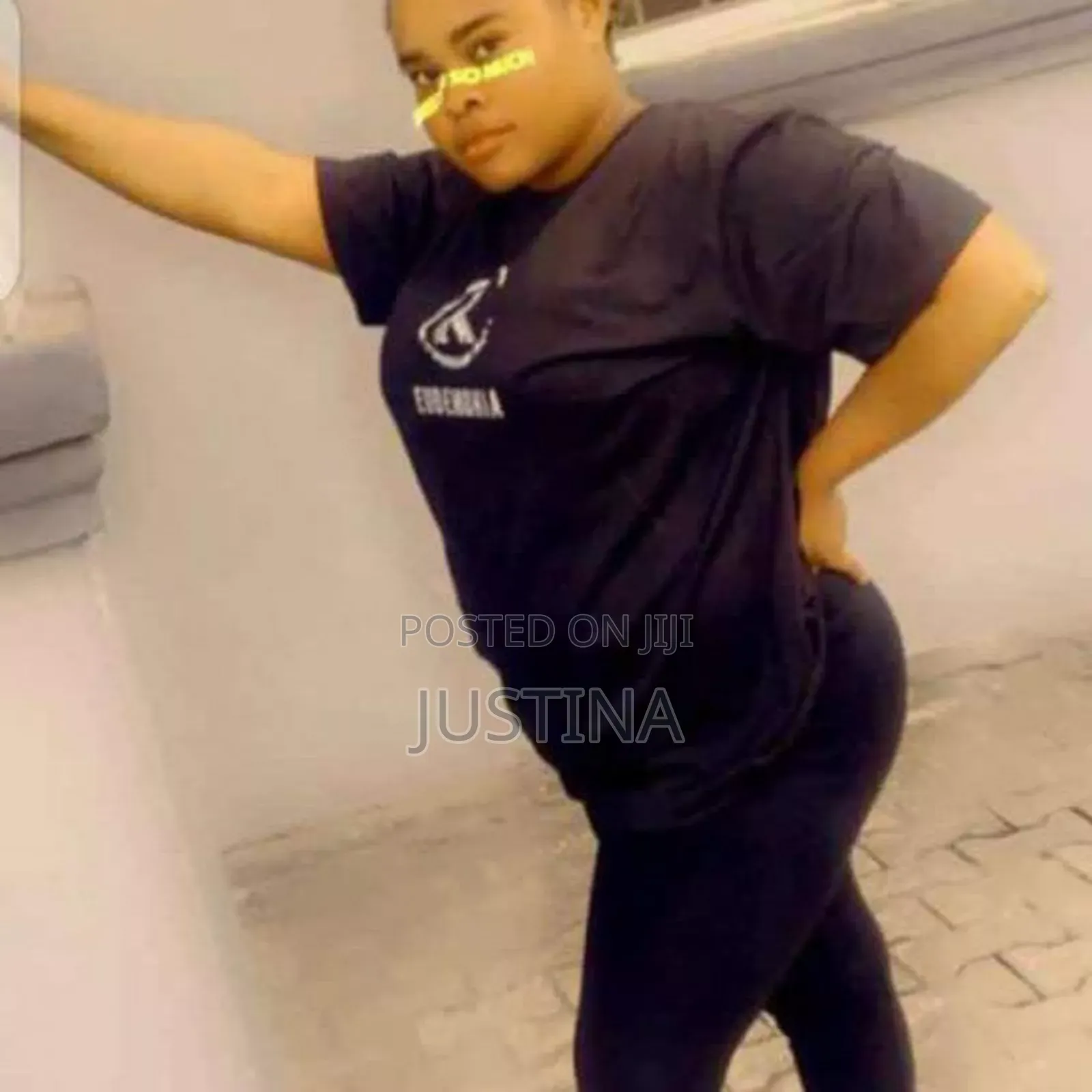 Pos Femlae Attendant
