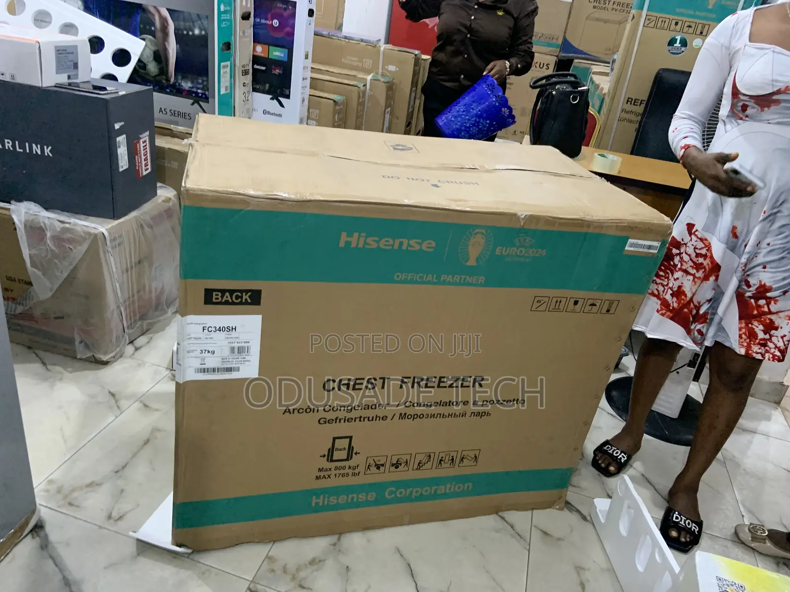 Cool and Convinient Hisense FC 340SH 250L Freezer