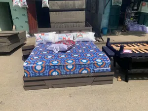 Body Massaging Guaranteed 6by6 Mattress With 2 Free Pillows