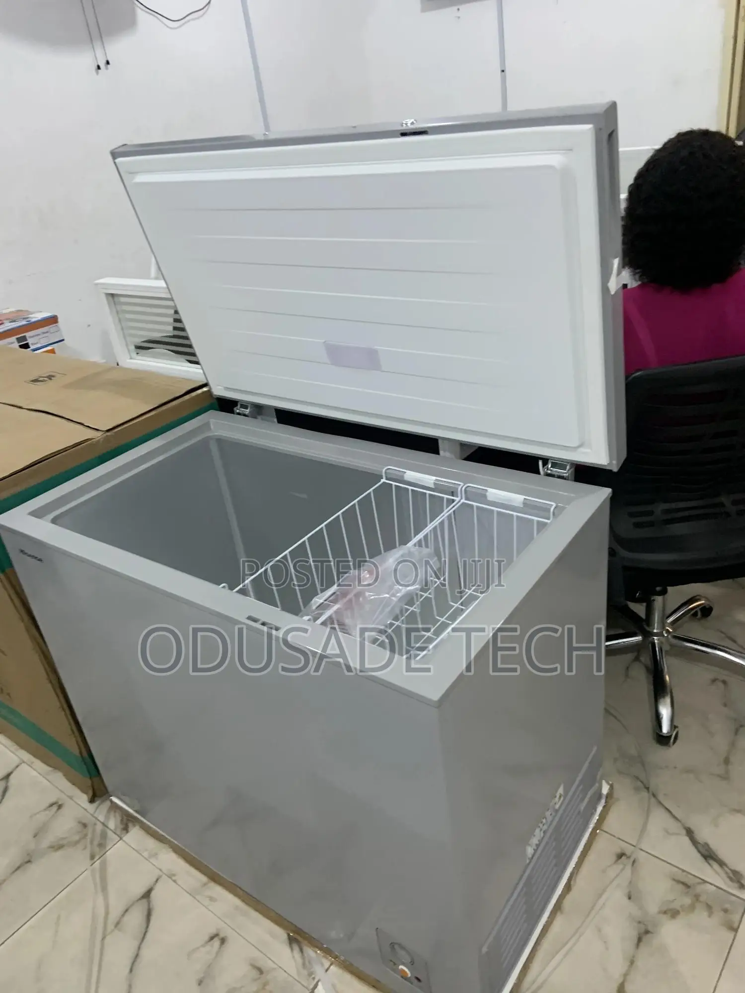 Cool and Convinient Hisense FC 340SH 250L Freezer