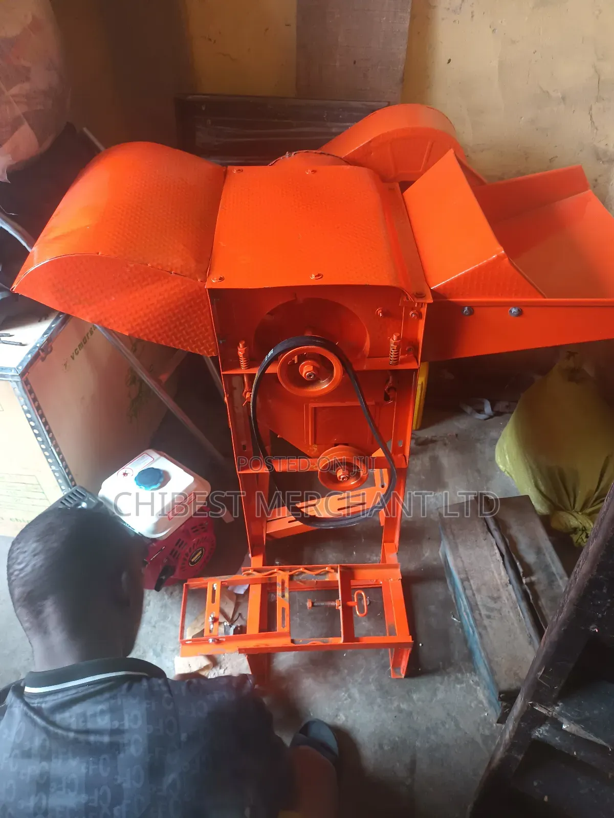 Rice Thresher Machine