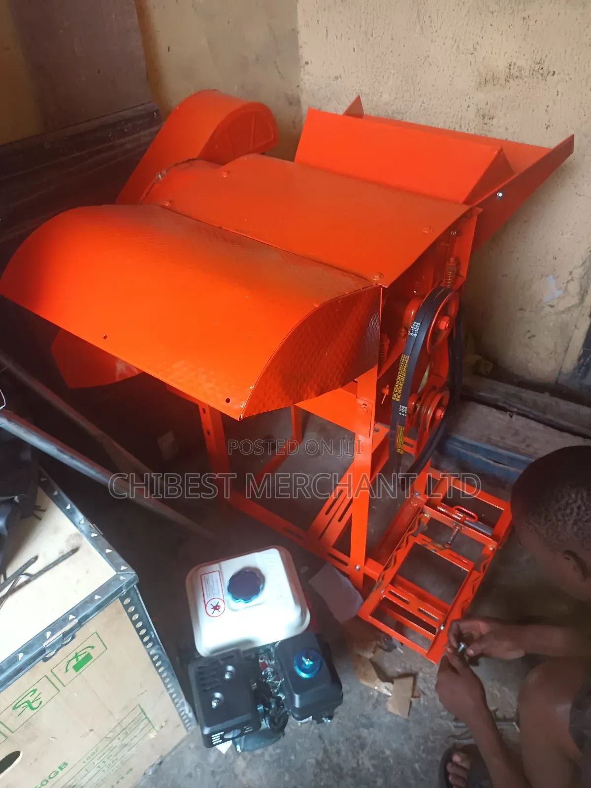 Rice Thresher Machine