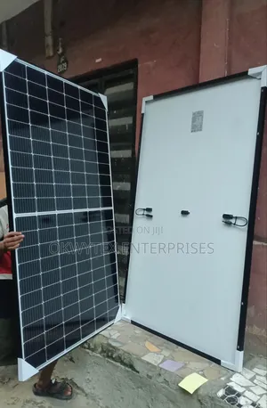550watts Jinko Mono Solar Panel
