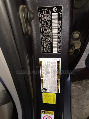 Toyota Corolla L 4-Speed Automatic 2013 Gray