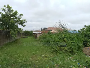 A Plot Land for Sale at Eputu London