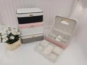 Queen Daina Jewelry Box 001B