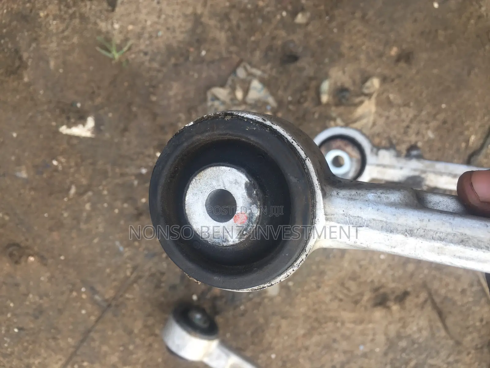 Front Upper Arm Ml 350(164)