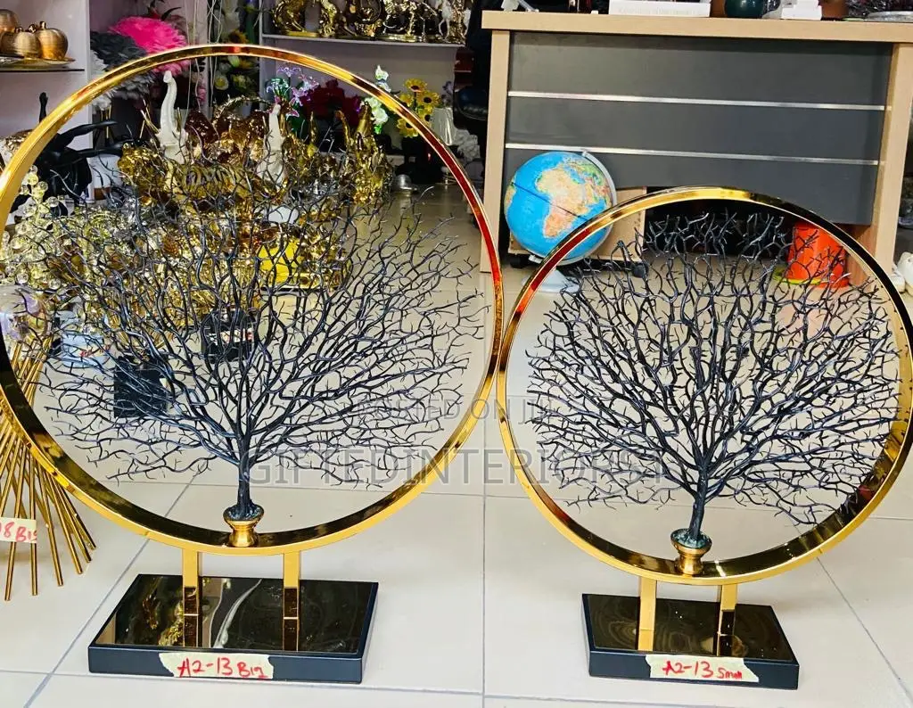 Circle Tree Branches Big One Available