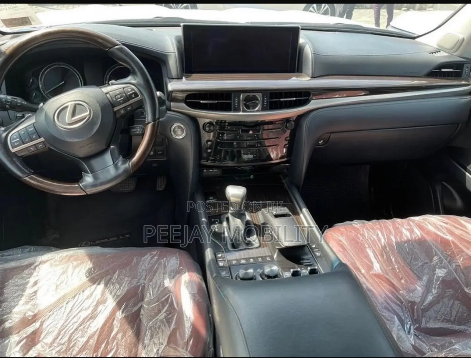 Lexus LX570 Available for Rent
