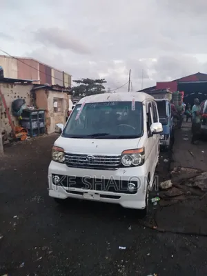 Photo - Daihatsu Hijet 2010 White