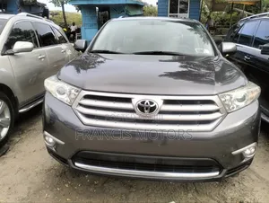 Toyota Highlander Limited 3.5l 4WD 2013 Gray
