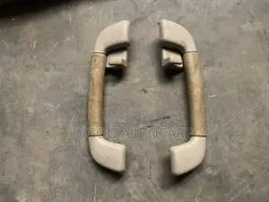 Roof Handle Camry 2010