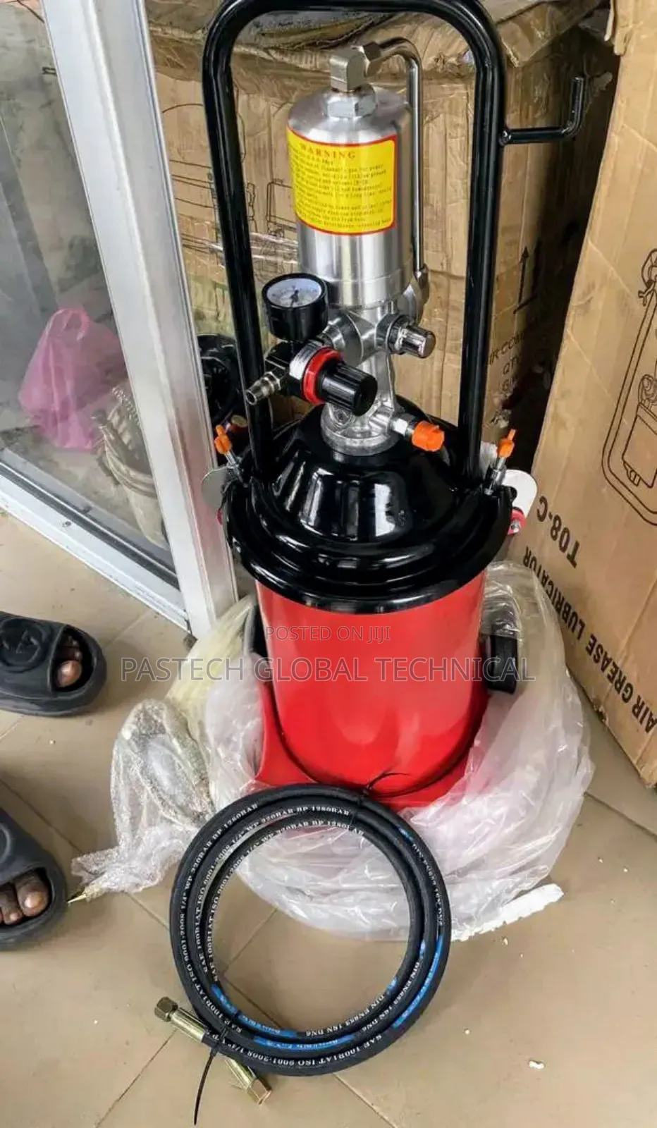 Air Grease Lubricator Pneumatic Grease Bucket