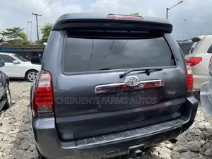 Toyota 4-Runner Limited 4x4 V6 2009 Gray