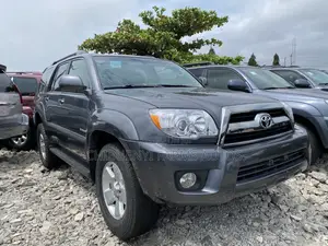 Toyota 4-Runner Limited 4x4 V6 2009 Gray