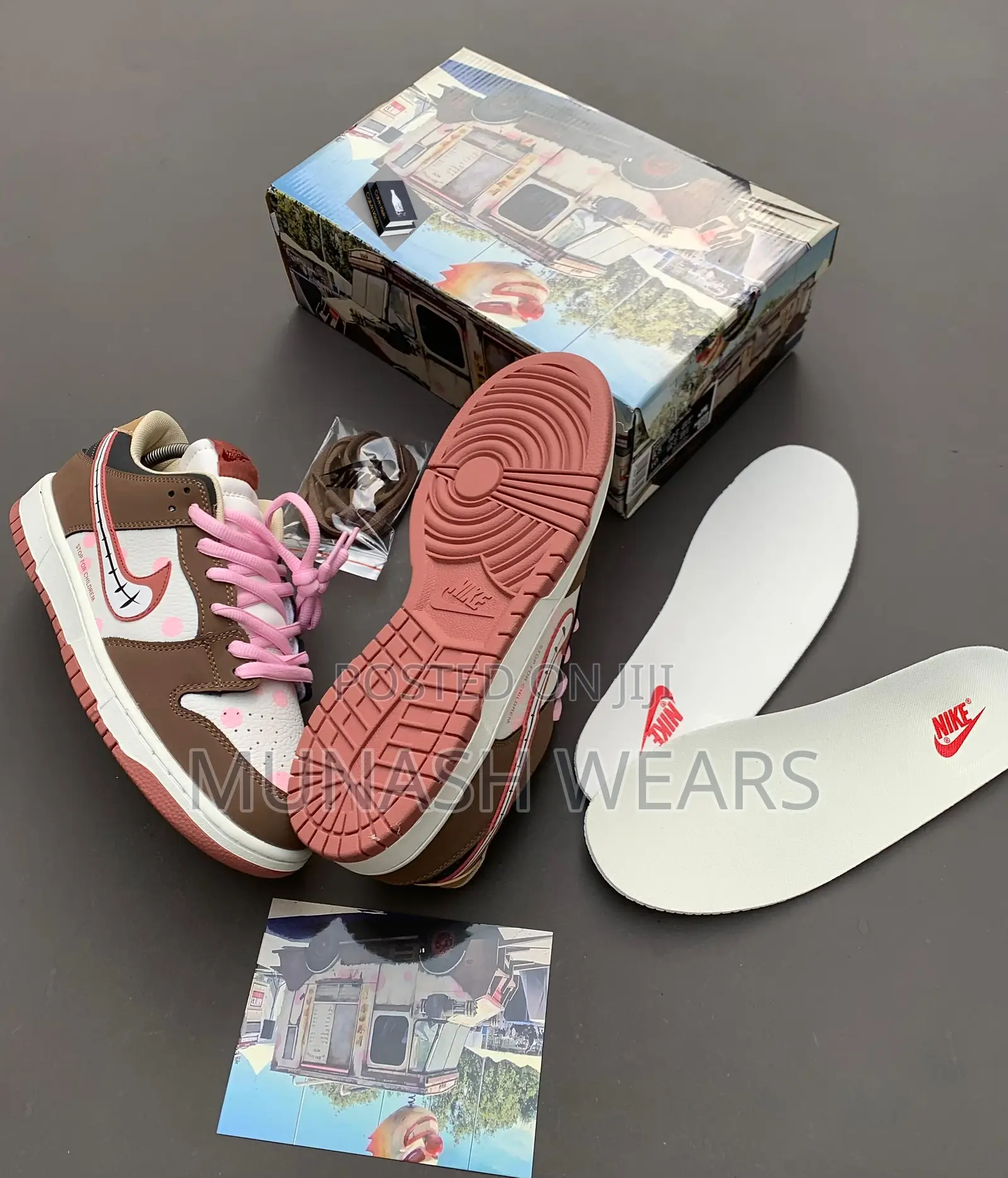 Sb Dunk Low Sneakers