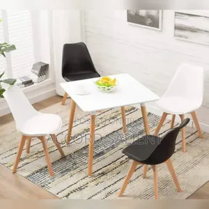 Portable 4 Seater Foreign Wooden Dining