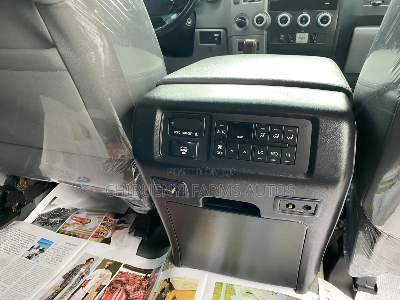 Toyota Sequoia 2017 Silver