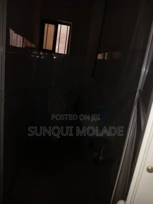 3bdrm Block of Flats in Estate In Ketu for sale