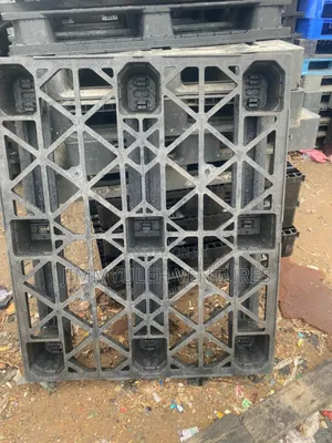Strong Rubber Pallets