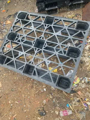 Strong Rubber Pallets