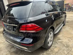 Mercedes-Benz GLE-Class GLE 350d 4MATIC 2016 Black