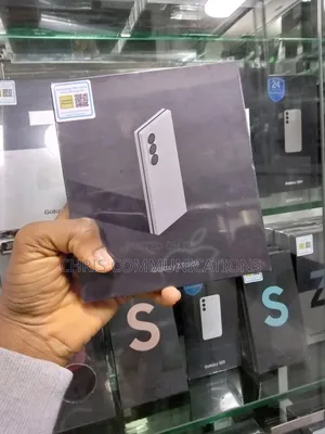 New Samsung Galaxy Z Fold6 256 GB Silver