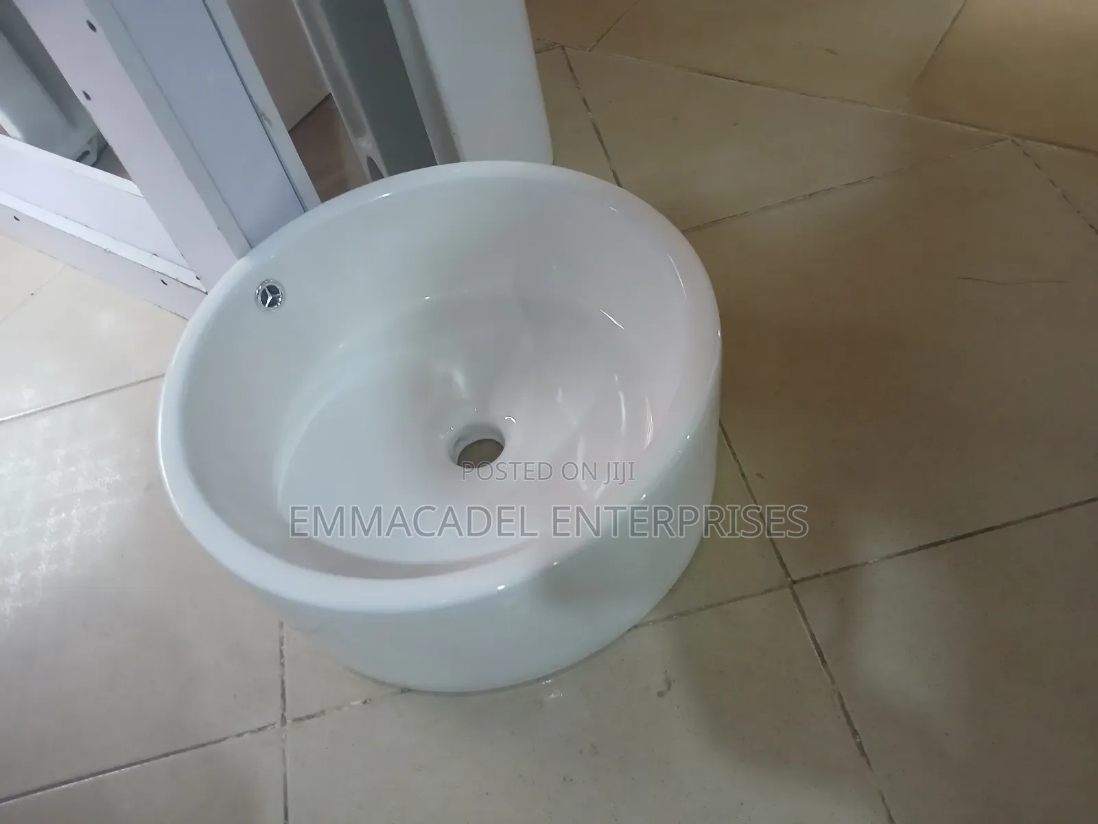Round Pedicure Basin