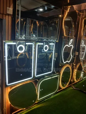 Digital Bathroom Mirrors