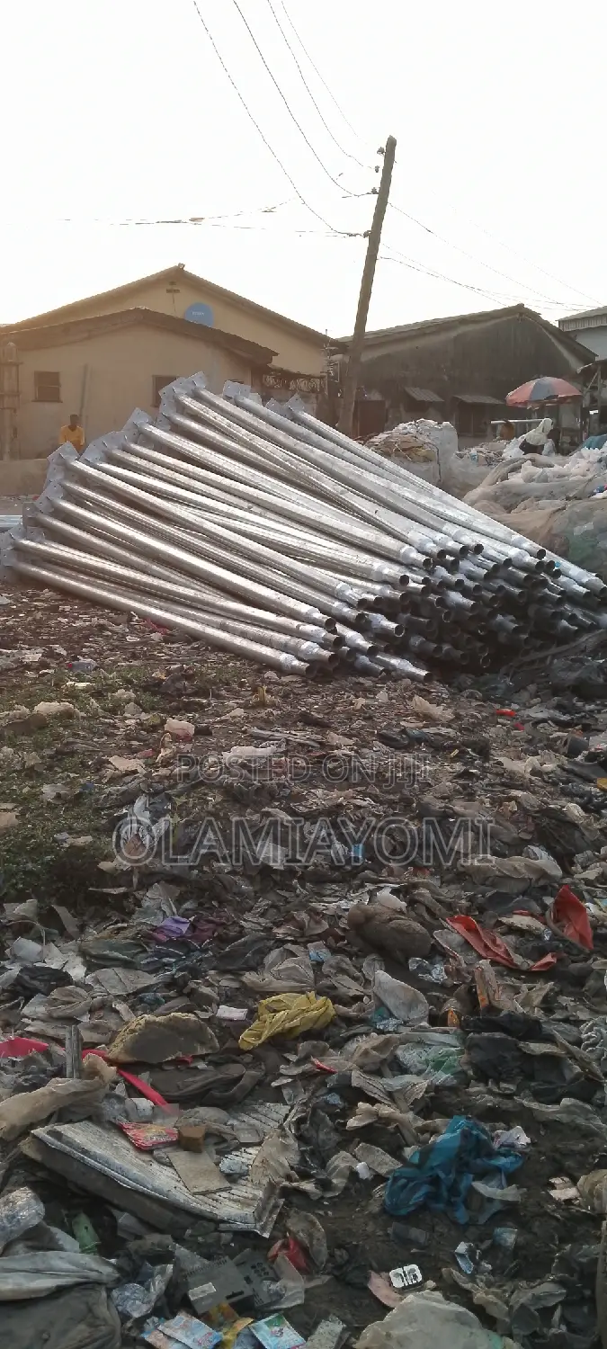 Solar Lights With Solar Pole and Installation